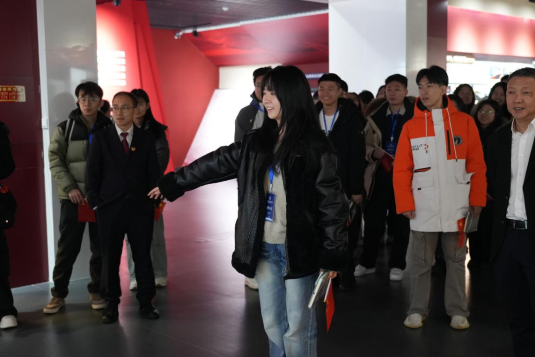省检察院开展“国家宪法日”检校共建检察开放日活动之一