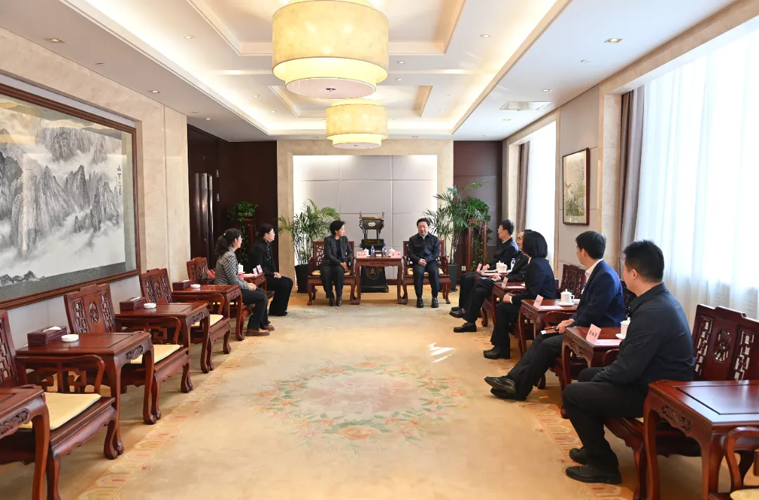 吉林省妇联“送奖到基层”活动走进省检察院