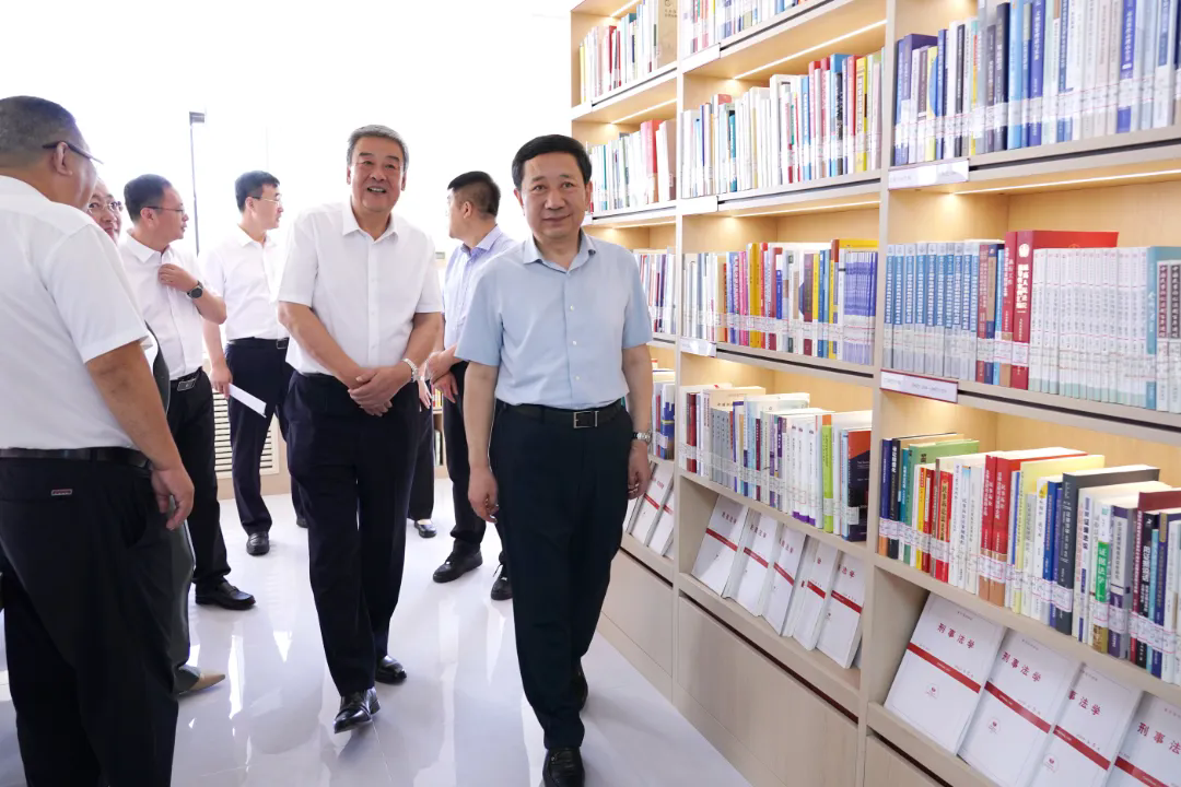 省检察院举行“南溪书苑”图书馆开馆活动